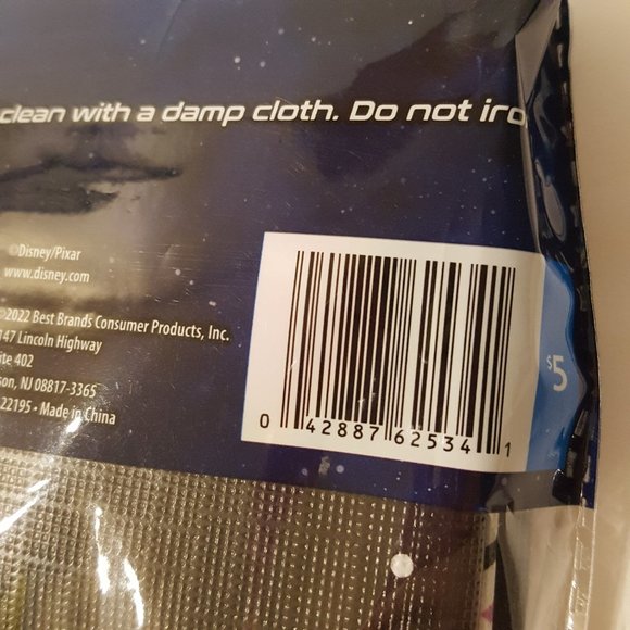 Tablecloth 52 x 70 Disney Pixar LIGHTYEAR Star Command New - Picture 5 of 7